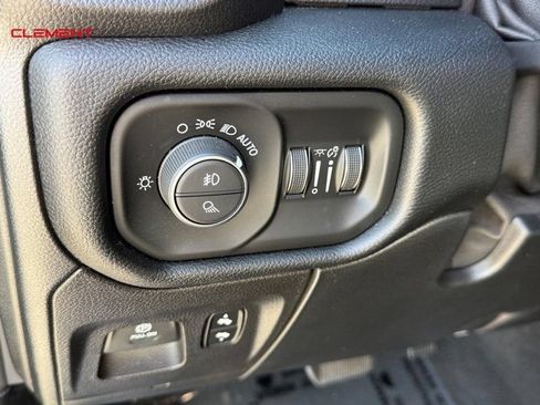 Used 2020 RAM 1500 Laramie w/ Sport Appearance Package AWD/4WD image 23