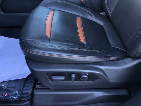 Used 2021 GMC Sierra 1500 AT4 image 17