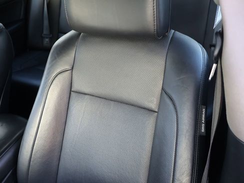 Used 2012 Hyundai Genesis 5.0 image 23