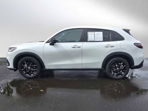 Used 2023 Honda HR-V Sport image 6