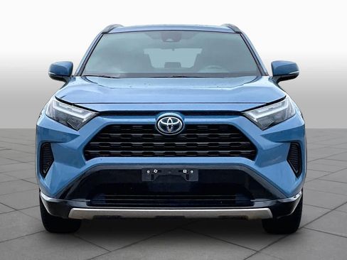 Used 2022 Toyota RAV4 SE AWD/4WD image 4