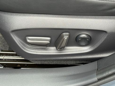 Certified 2024 Toyota Prius Limited FWD image 21