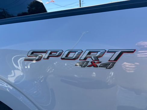 Used 2022 Ford F150 XLT w/ Equipment Group 302A High image 5