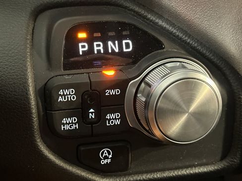 Used 2025 RAM 1500 Laramie AWD/4WD image 23