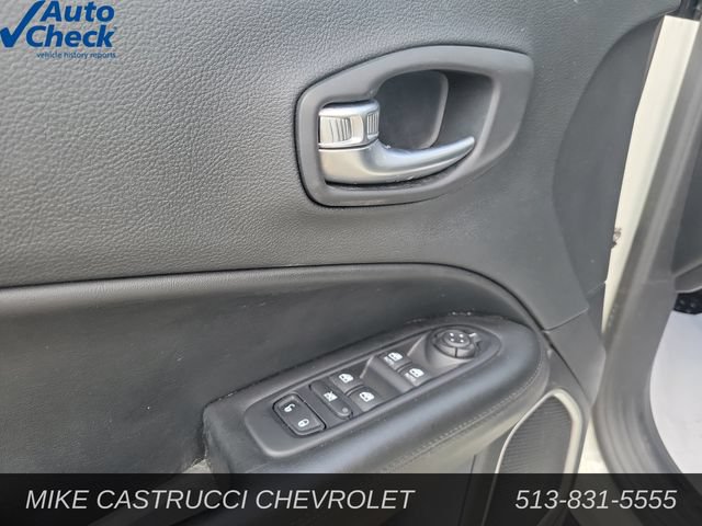 Used 2019 Jeep Compass Latitude AWD/4WD image 21