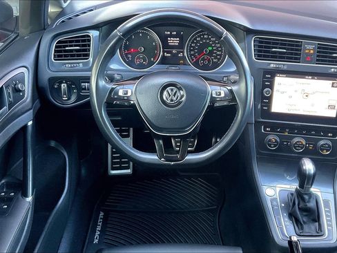 Used 2019 Volkswagen Golf Alltrack SEL image 8