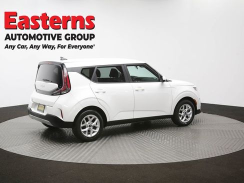 Used 2025 Kia Soul LX w/ LX Technology Package FWD image 42