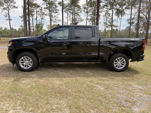 Used 2026 Chevrolet Silverado 1500 RST AWD/4WD image 2