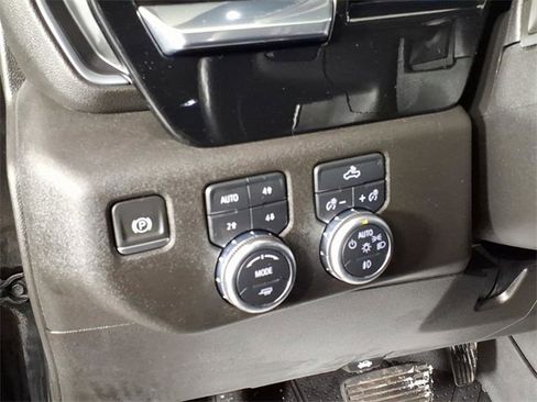 Used 2022 GMC Sierra 1500 Elevation image 16