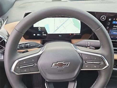 New 2026 Chevrolet Equinox ACTIV image 17