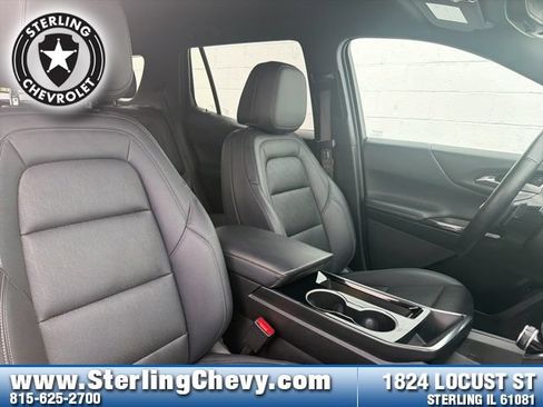 Used 2025 Chevrolet Equinox LT w/ Convenience Package II AWD/4WD image 12