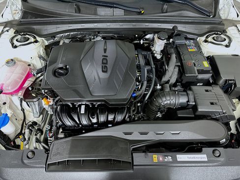 Used 2025 Kia K5 LXS image 31