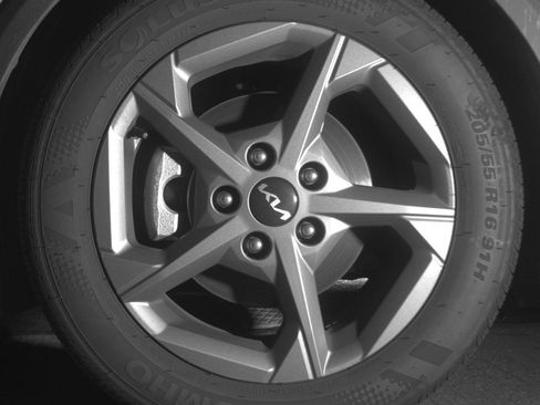 Used 2025 Kia K4 FWD image 11