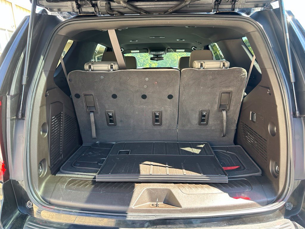 Used 2023 GMC Yukon SLE AWD/4WD image 42
