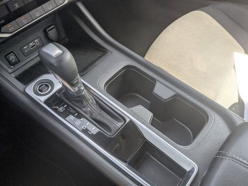 Used 2024 Nissan Sentra SV image 24