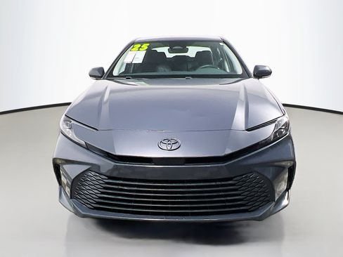 Used 2025 Toyota Camry LE w/ Convenience Package FWD image 11
