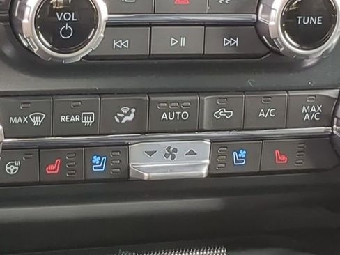 New 2025 Ford F150 Lariat w/ Equipment Group 502A High image 23