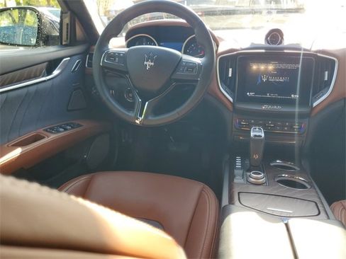 Used 2019 Maserati Ghibli GranLusso image 15