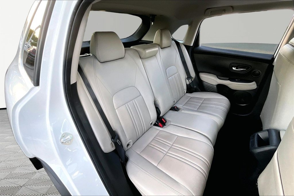 Used 2024 Honda HR-V EX-L image 19