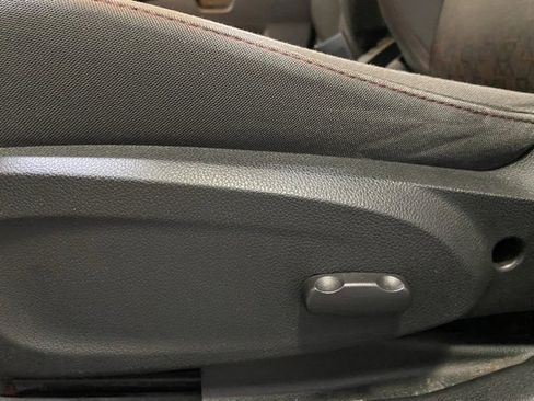 Used 2018 Chevrolet Sonic LT w/ Convenience Package image 13