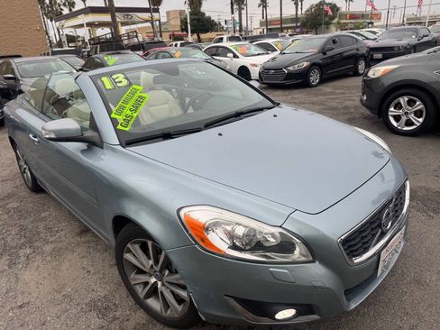 Used 2013 Volvo C70 T5 image 1