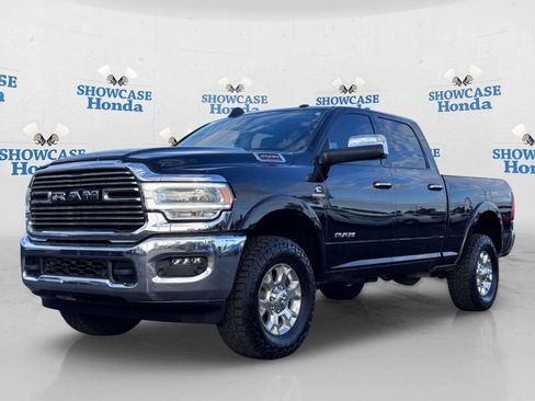 Used 2022 RAM 2500 Laramie AWD/4WD image 2
