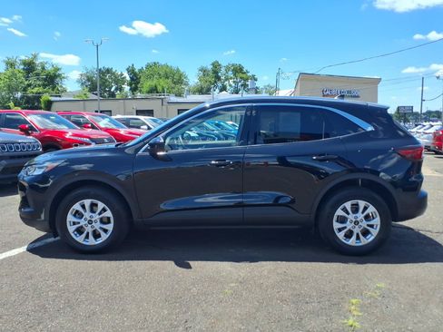 Used 2023 Ford Escape Active w/ Tech Pack #2 AWD/4WD image 7