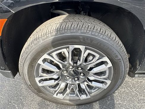 Certified 2024 GMC Yukon XL Denali Ultimate image 33