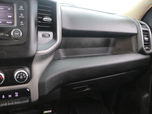 Used 2020 RAM 2500 Tradesman w/ Chrome Appearance Group image 26