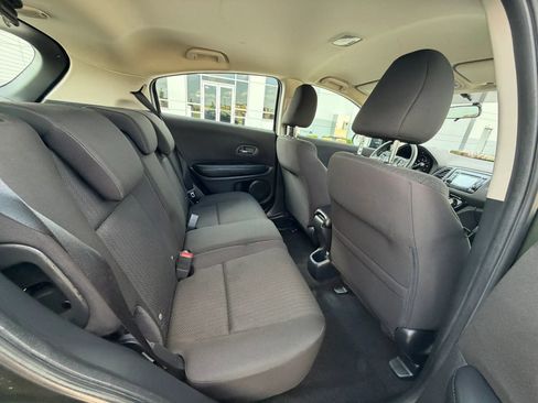 Used 2018 Honda HR-V LX image 16