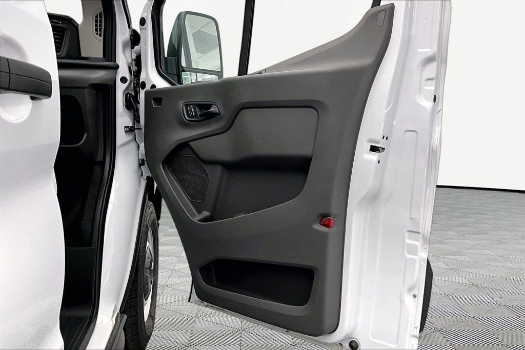 Used 2026 Ford Transit 150 Low Roof RWD image 24