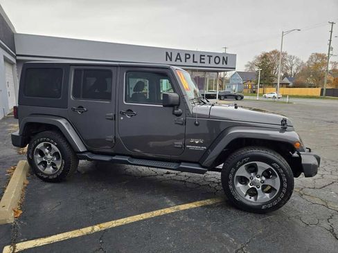 Used 2016 Jeep Wrangler Unlimited Sahara w/ Connectivity Group image 6