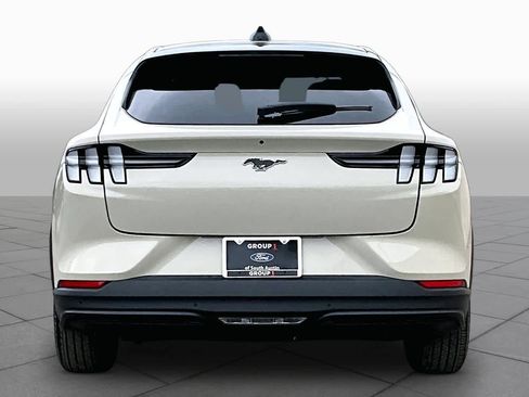 Used 2025 Ford Mustang Mach-E Select w/ Comfort Package Lite RWD image 4
