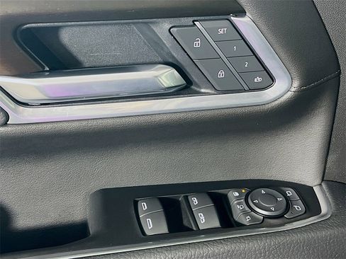 Used 2026 GMC Sierra 2500 Denali w/ Denali Reserve Package image 17