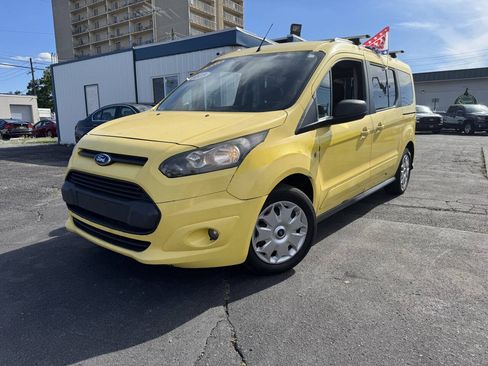 Used 2015 Ford Transit Connect XLT FWD image 2