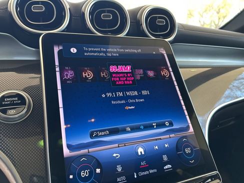 Used 2024 Mercedes-Benz GLC 43 AMG 4MATIC image 11