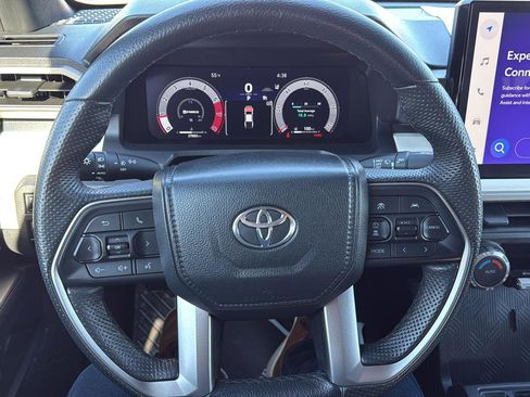 Used 2024 Toyota Tacoma TRD Off-Road AWD/4WD image 11