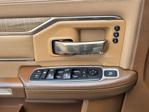 Used 2020 RAM 3500 Limited image 27