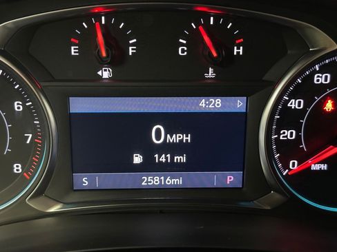 Certified 2023 Chevrolet Traverse LT image 3