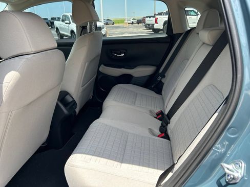 Used 2027 Honda HR-V LX image 9
