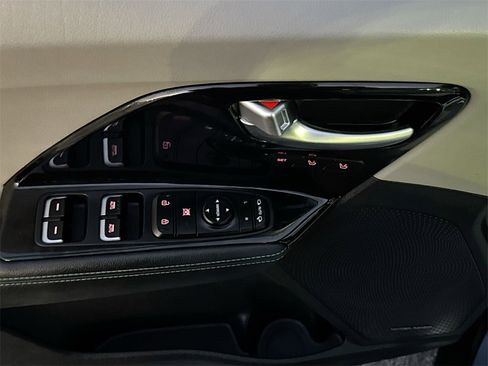 Used 2019 Kia Niro EX Premium w/ Sunroof Package image 15