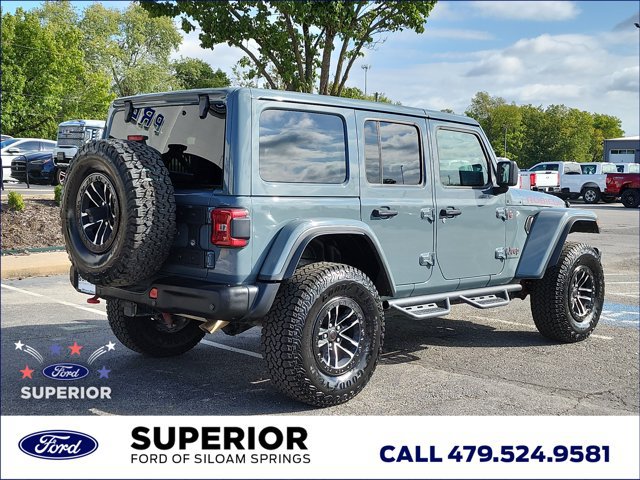 Used 2024 Jeep Wrangler Unlimited Rubicon AWD/4WD image 3