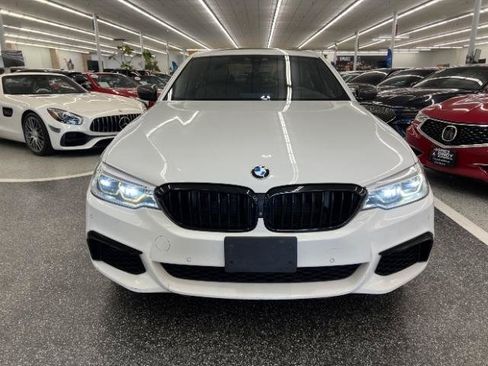 Used 2018 BMW M550i xDrive AWD/4WD image 2