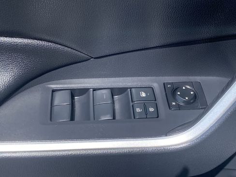 Certified 2025 Toyota RAV4 LE AWD/4WD image 13