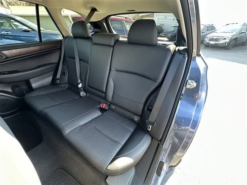 Used 2017 Subaru Outback 2.5i Limited image 14
