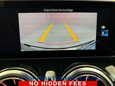 Used 2022 Mercedes-Benz GLB 250 4MATIC image 29