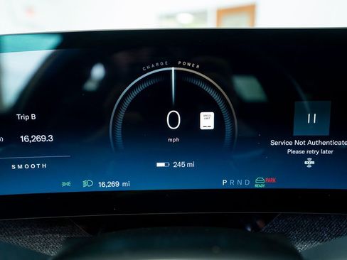 Used 2024 Lucid Air Touring AWD/4WD image 34