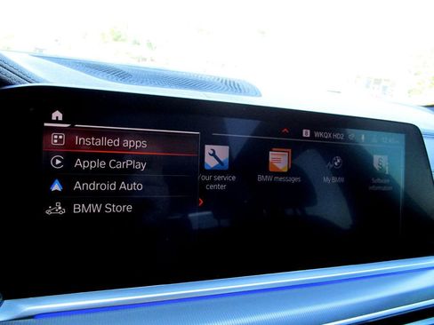 Used 2020 BMW X5 M50i w/ Premium Package image 28