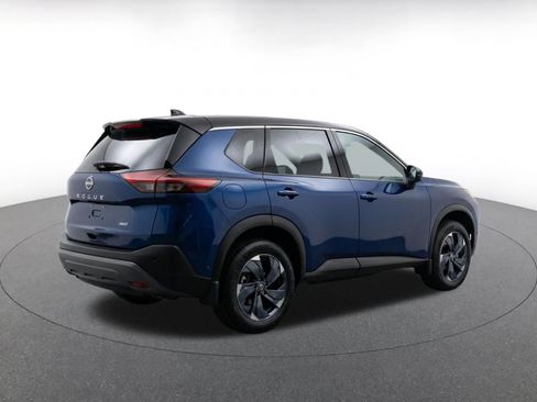 Used 2025 Nissan Rogue SV FWD image 9