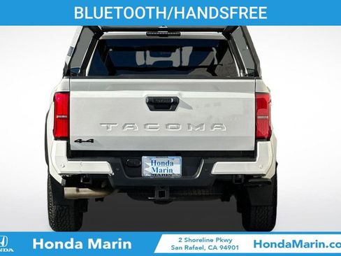 Used 2024 Toyota Tacoma TRD Off-Road image 6